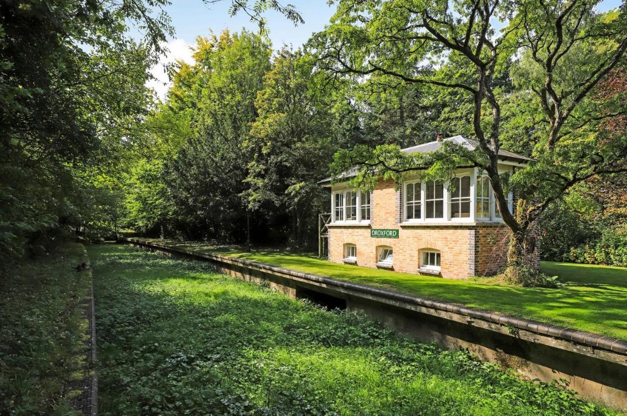 הוילה Soberton Old Droxford Station Signal Box מראה חיצוני תמונה